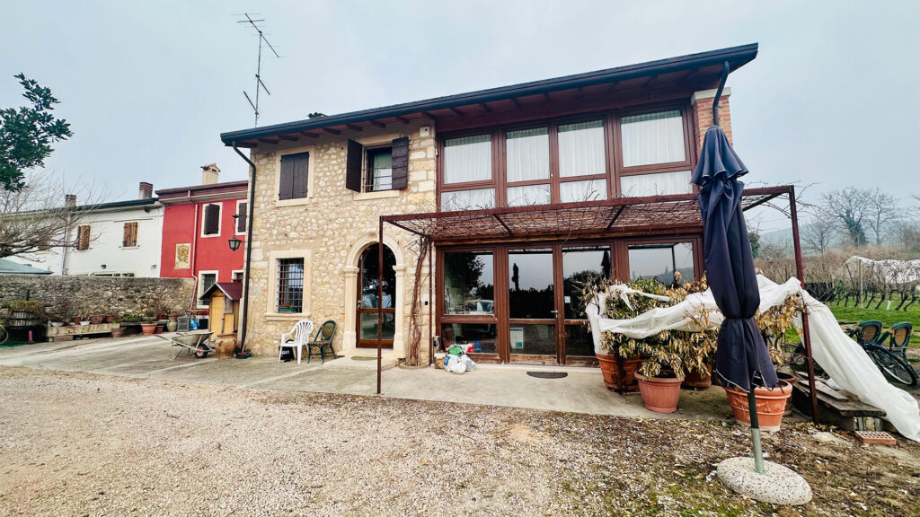 Cantina Chene Olivieri Agostino esterno cantina