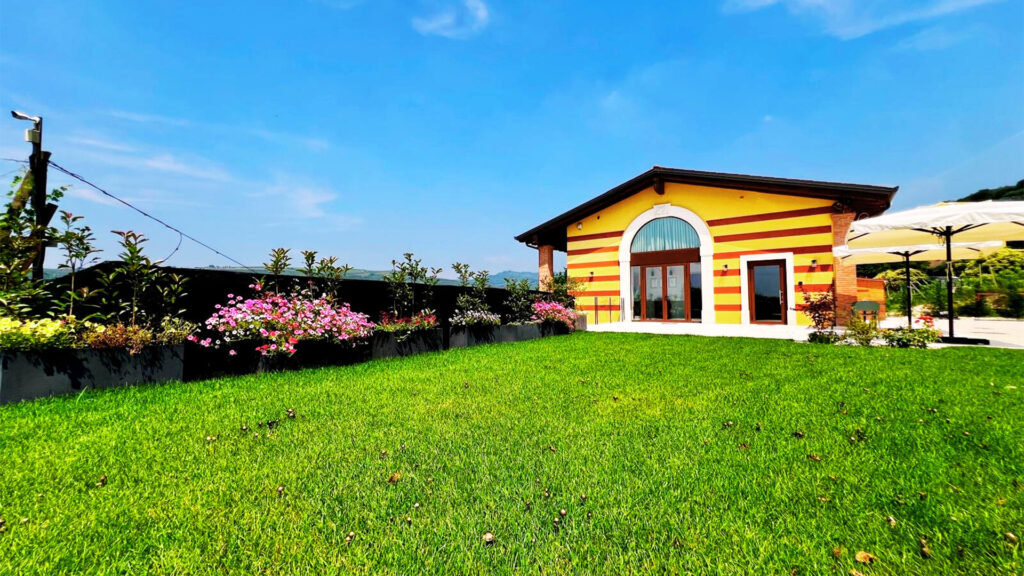 FALEZZE BioAgriturismo giardino esterno