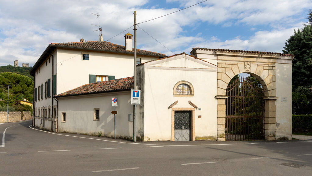 Villa Pompeo Pompei a Illasi, secolo XVIII, veduta frontale