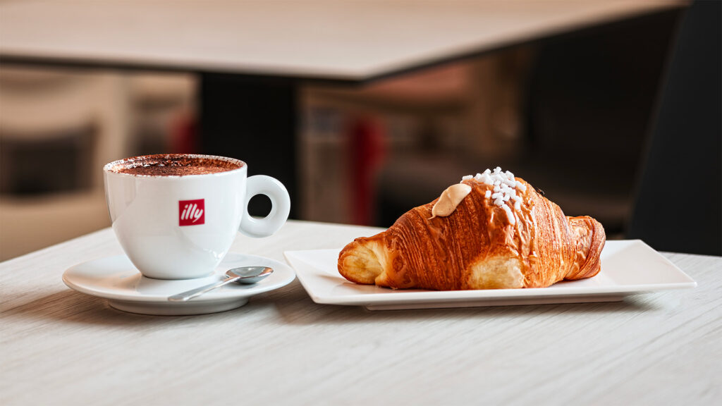 3 Capoville pasticceria,caffè e cornetto